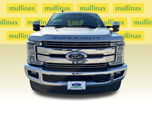 Used 2019 Ford F250 Lariat w/ Lariat Value Package AWD/4WD image 10