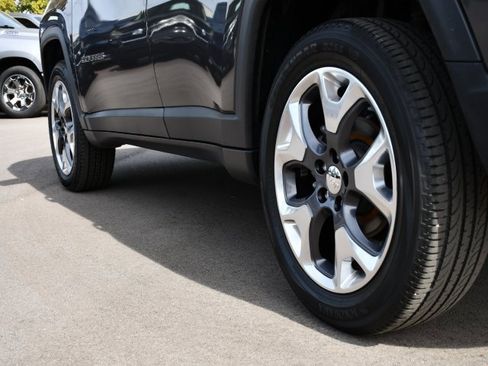 Used 2021 Jeep Compass Limited image 9