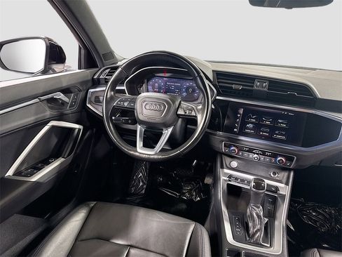 Used 2020 Audi Q3 2.0T Premium w/ Convenience Package image 15
