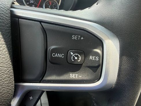 Used 2023 RAM 1500 Big Horn AWD/4WD image 16