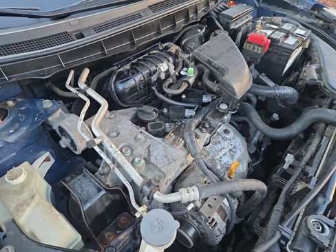 Used 2009 Nissan Rogue SL w/ Premium Pkg image 10