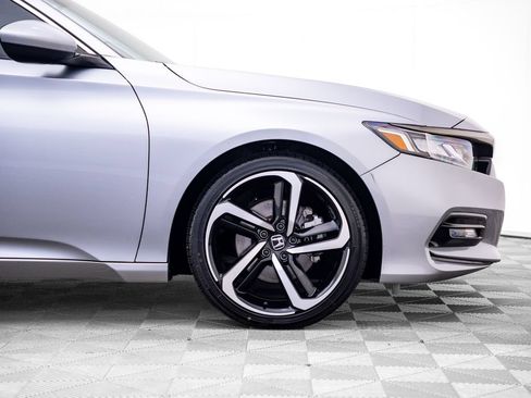 Used 2018 Honda Accord Sport image 37