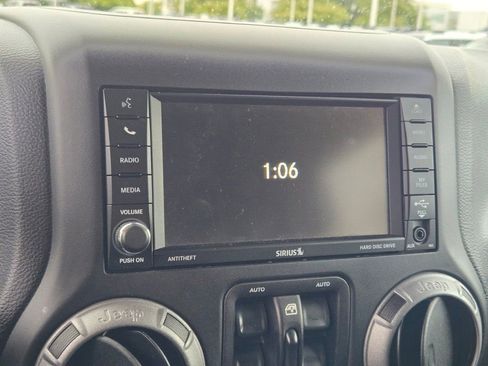 Used 2017 Jeep Wrangler Unlimited Sport image 20