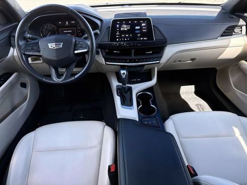 Used 2023 Cadillac CT4 Luxury RWD image 11