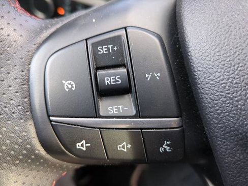 Used 2024 Ford Escape ST-Line image 17