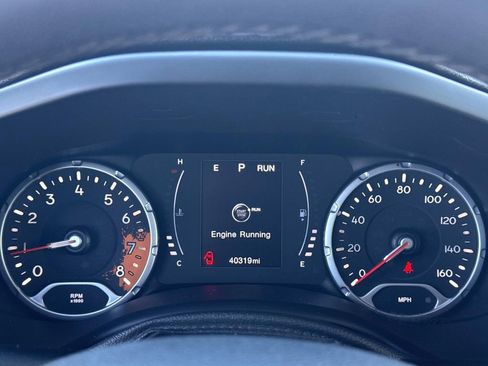 Used 2018 Jeep Renegade Latitude w/ Popular Equipment Group image 31