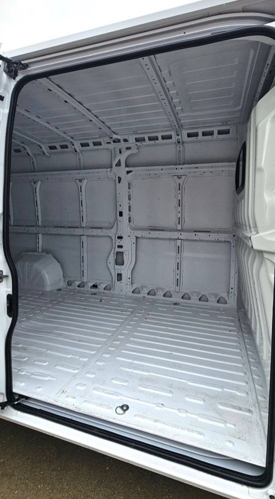 Used 2026 RAM ProMaster 3500 w/ Convenience Group FWD image 9