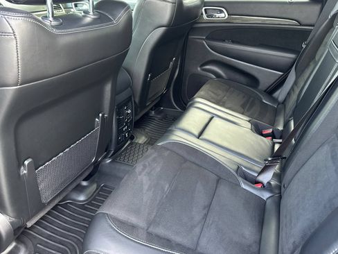 Used 2019 Jeep Grand Cherokee Trackhawk AWD/4WD image 12