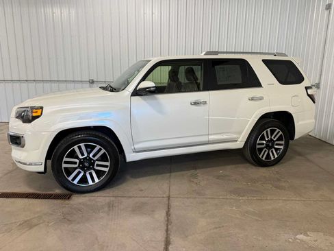 Used 2023 Toyota 4Runner Limited AWD/4WD image 2