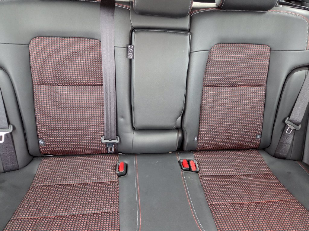 Used 2026 Nissan Kicks SR FWD image 30