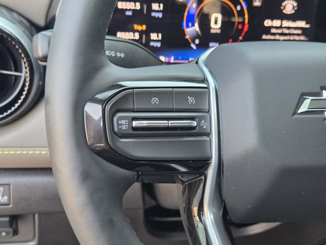 Used 2025 Chevrolet Colorado ZR2 w/ ZR2 Bison Edition AWD/4WD image 24