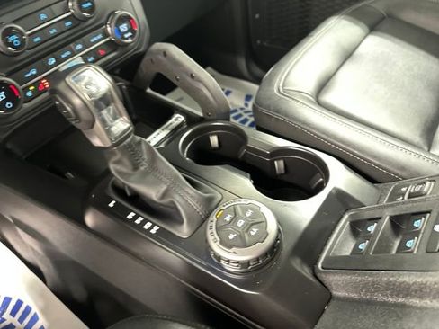 Certified 2025 Ford Bronco Badlands image 42