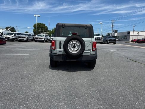 Used 2022 Ford Bronco 2-Door AWD/4WD image 3