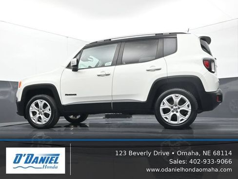 Used 2018 Jeep Renegade Limited AWD/4WD image 10