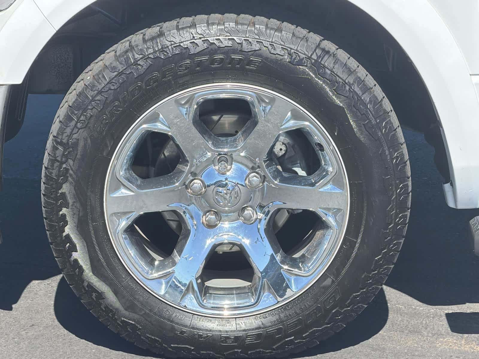 Used 2015 RAM 1500 Laramie AWD/4WD image 29