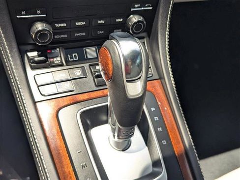 Used 2024 Porsche 718 Cayman S RWD image 12