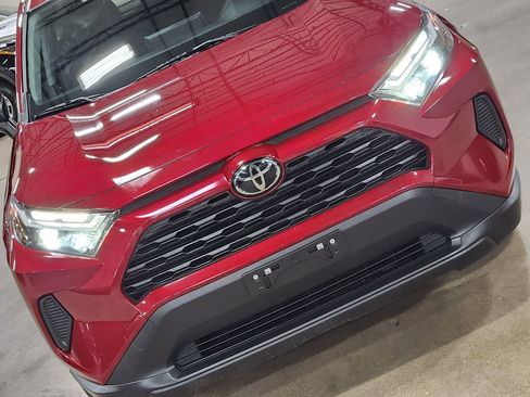 Used 2023 Toyota RAV4 LE FWD image 19