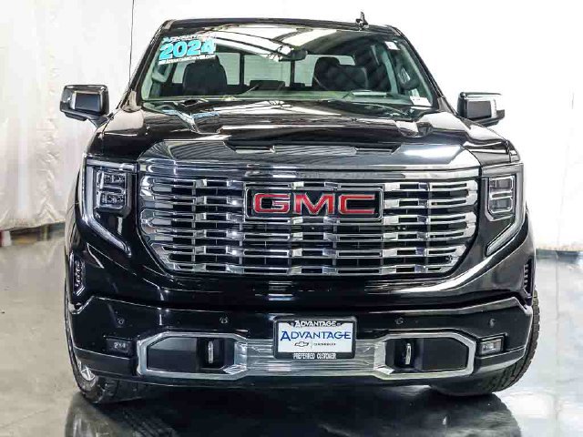 Certified 2024 GMC Sierra 1500 Denali w/ Denali Reserve Package AWD/4WD image 7