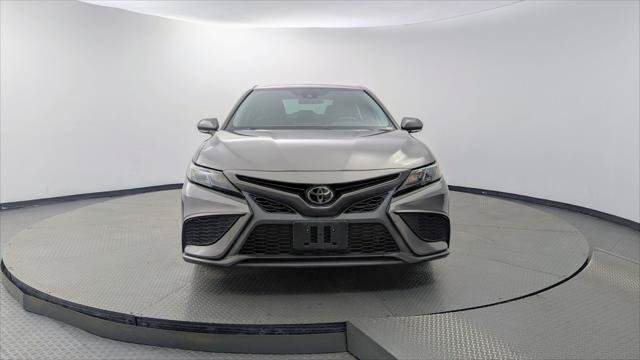 Used 2022 Toyota Camry SE FWD image 12