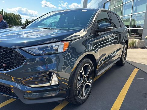 Used 2023 Ford Edge ST AWD/4WD image 8