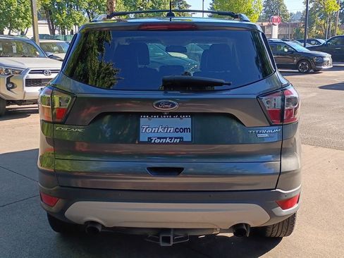 Used 2017 Ford Escape Titanium w/ Equipment Group 301A AWD/4WD image 5