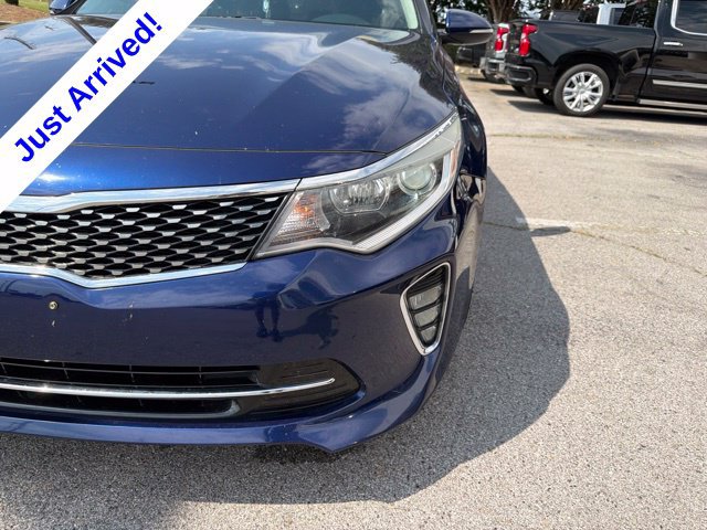Used 2018 Kia Optima S w/ Panoramic Sunroof Package FWD image 9