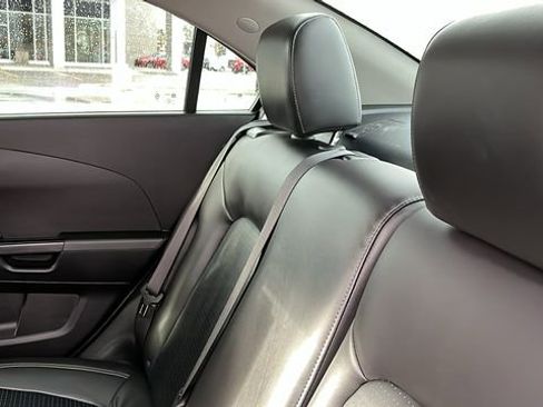 Used 2018 Chevrolet Sonic Premier image 18