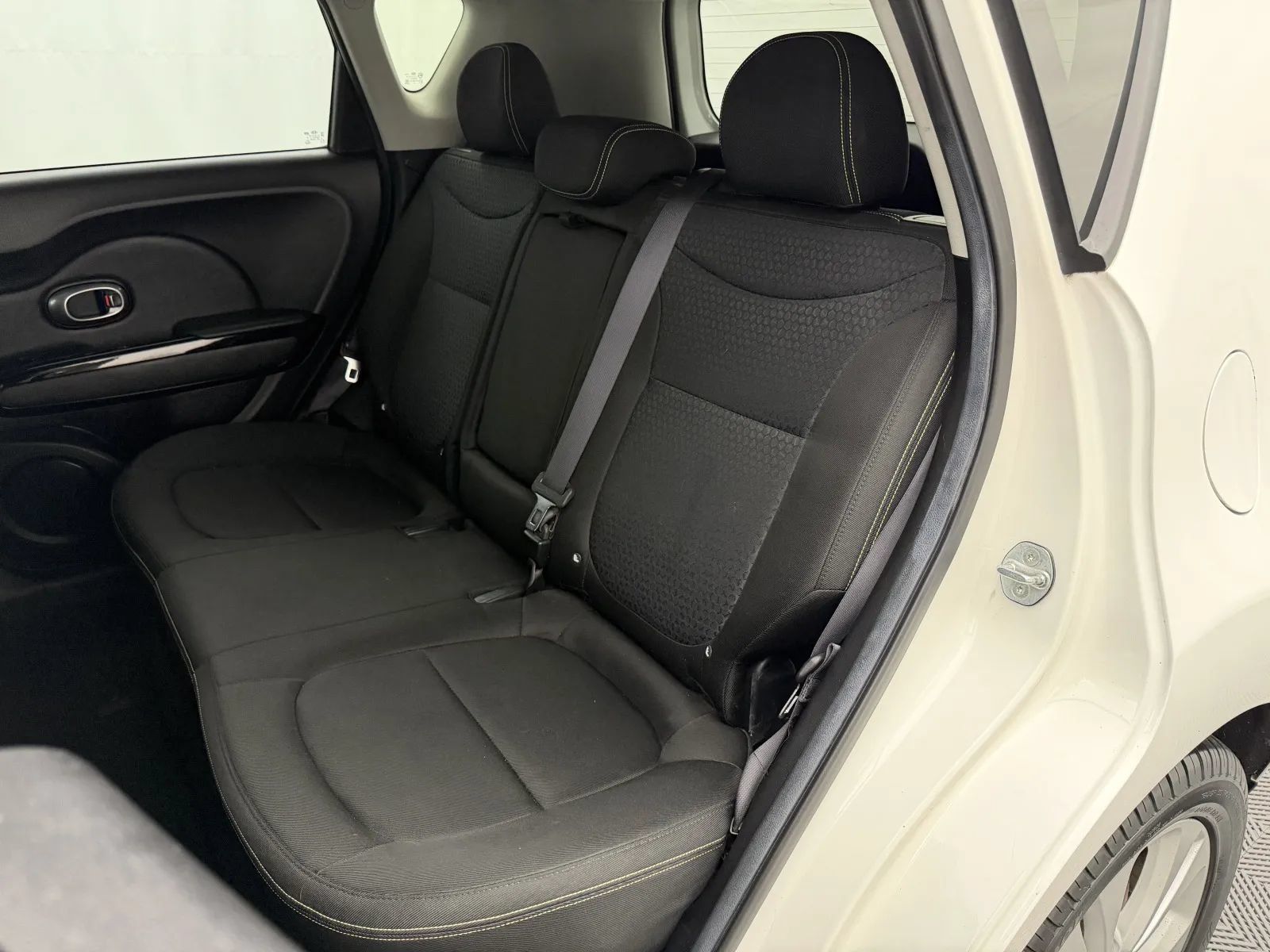 Used 2016 Kia Soul + w/ Audio Package FWD image 24