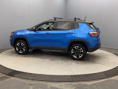 Used 2018 Jeep Compass Trailhawk w/ Cold Weather Group AWD/4WD image 2