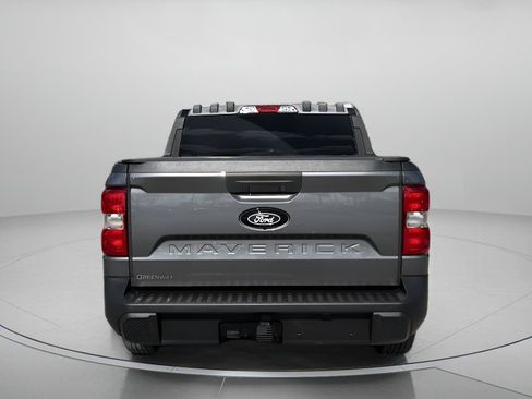 Certified 2025 Ford Maverick XLT FWD image 4