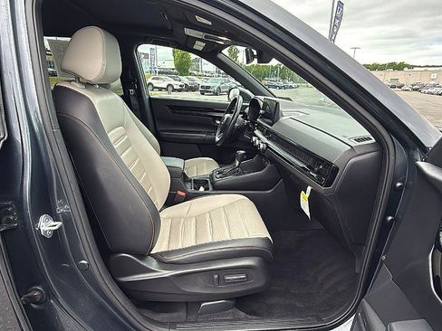 Used 2024 Honda CR-V Sport Touring image 17