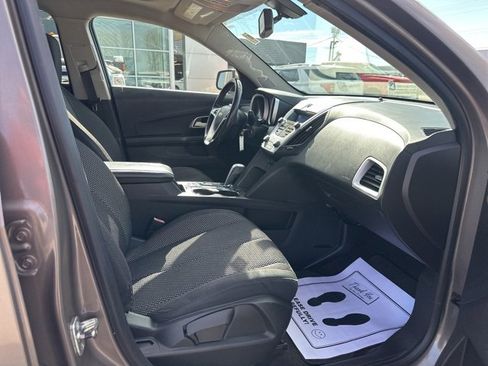 Used 2010 Chevrolet Equinox LT w/ Vehicle Interface Package image 8