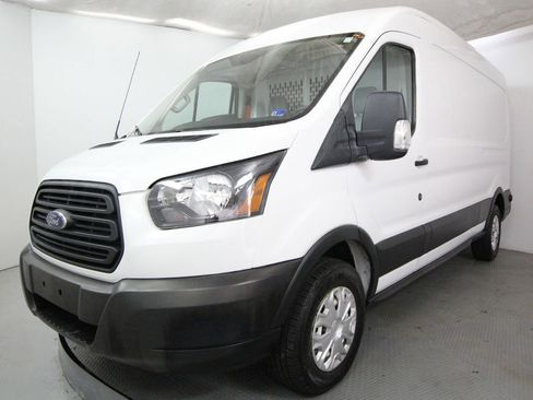 Used 2019 Ford Transit 150 148 Medium Roof RWD image 3