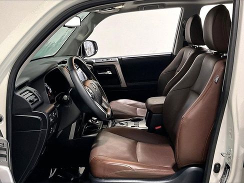 Used 2022 Toyota 4Runner Limited image 18