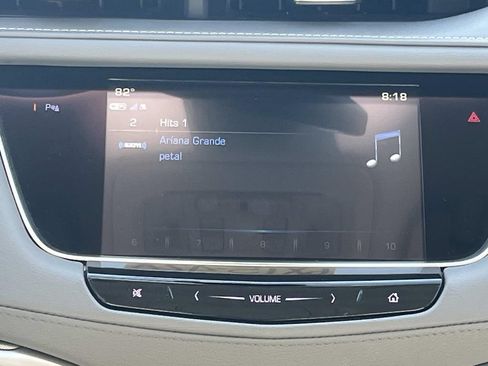Used 2018 Cadillac XT5 Luxury w/ Driver Awareness Package FWD image 15