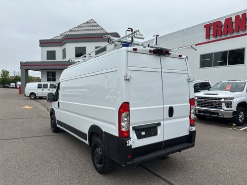 Used 2021 RAM ProMaster 2500 FWD image 3