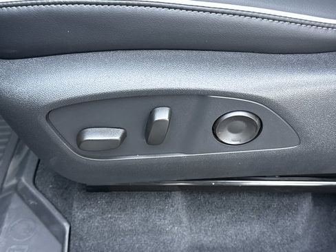 New 2026 Buick Enclave Sport Touring w/ Power Package image 17