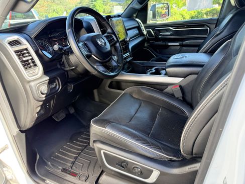 Used 2021 RAM 1500 Laramie AWD/4WD image 11