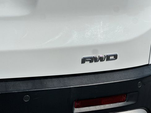 Used 2018 GMC Acadia SLT image 52