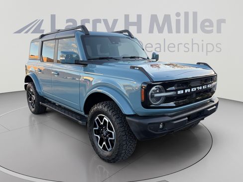 Used 2023 Ford Bronco Outer Banks AWD/4WD image 7