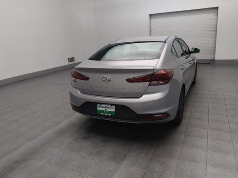 Used 2020 Hyundai Elantra SE image 9