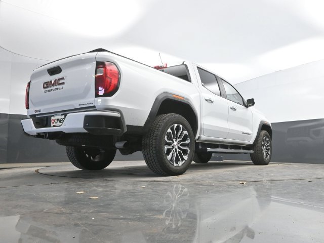 Used 2024 GMC Canyon Denali AWD/4WD image 38