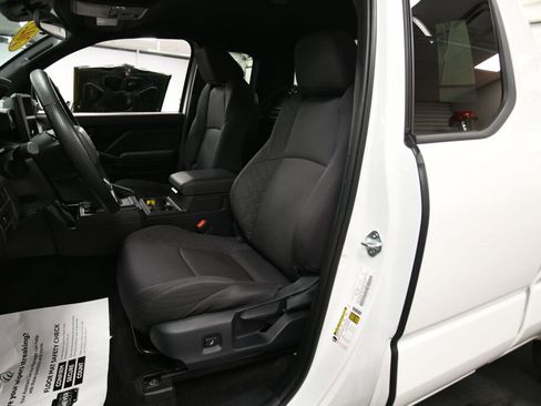 Certified 2025 Toyota Tacoma SR image 11