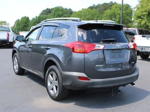 Used 2015 Toyota RAV4 XLE FWD image 7