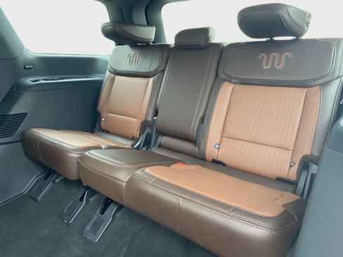 Used 2025 Ford Expedition King Ranch AWD/4WD image 14