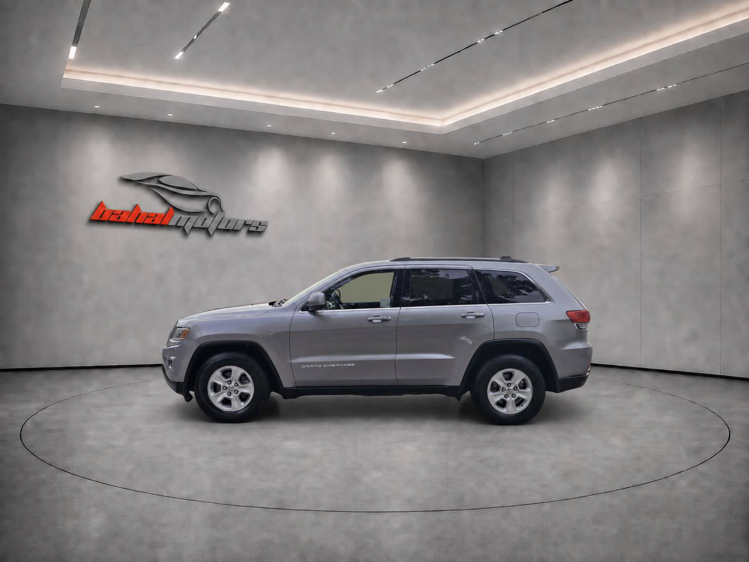 Used 2015 Jeep Grand Cherokee Laredo w/ Quick Order Package 23E RWD image 4
