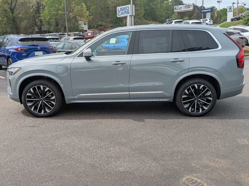 Used 2026 Volvo XC90 T8 Plus w/ Protection Package AWD/4WD image 3