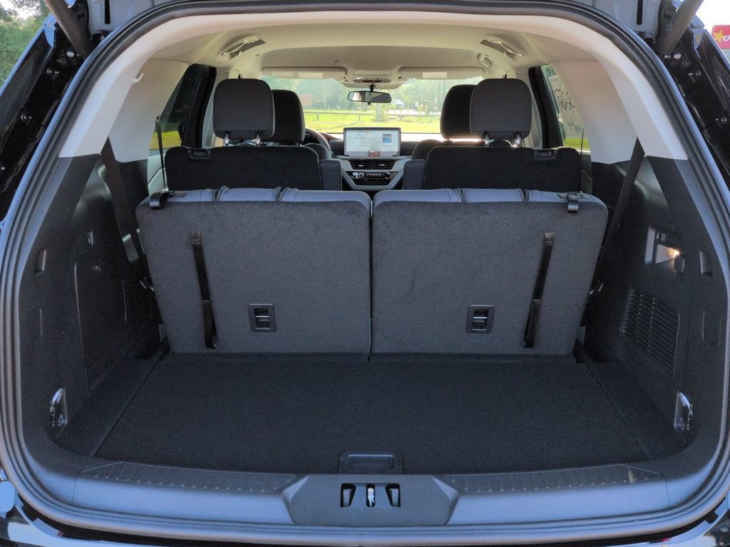 New 2026 Ford Explorer Active RWD image 13