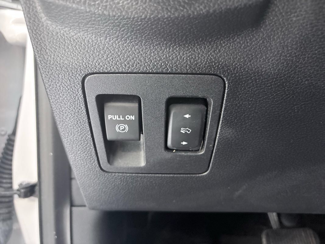 Used 2019 Ford F150 XLT w/ Equipment Group 302A Luxury AWD/4WD image 27