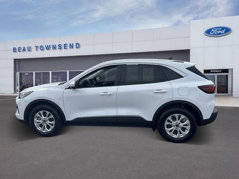 Certified 2023 Ford Escape Active w/ Tech Pack #2 image 4